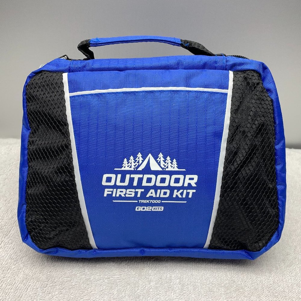 NWOT Go2Kits Basecamp Outdoor Kit, First Aid Trek7000, Camping, Outdoor (1 of 2)